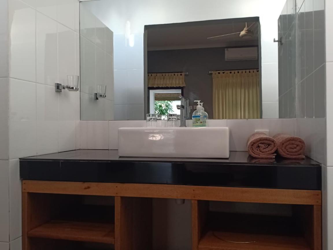 Rasti 2 Homestay Kuta (Lombok) Quarto foto